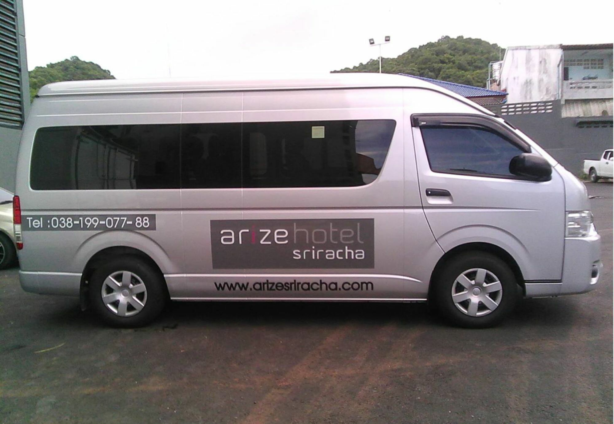 Arize Hotel Sri Racha Si Racha Extérieur photo