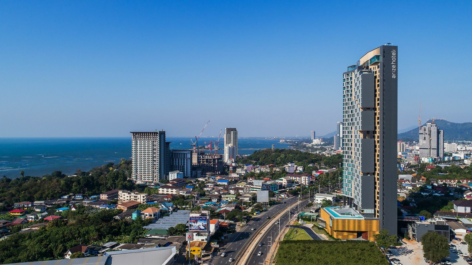 Arize Hotel Sri Racha Si Racha Extérieur photo