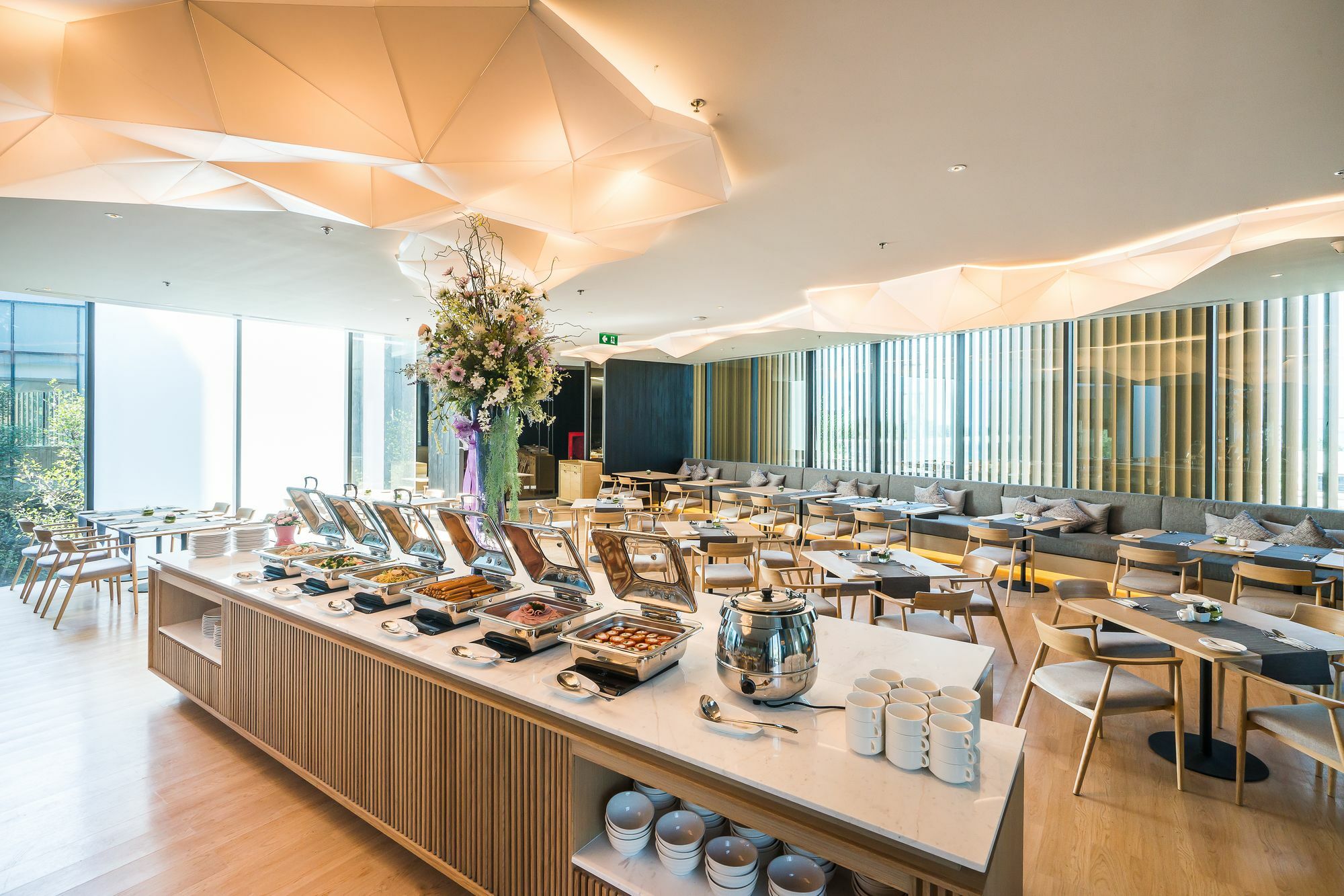 Arize Hotel Sri Racha Si Racha Extérieur photo